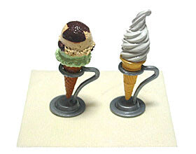 RE-MENT Petit Sample Series Dessert Shop in Town / 街のデザート屋さん