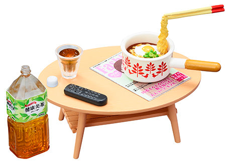 RE-MENT Petit Sample Series Slovenly Room Zubora's Messy Room / ズボラちゃんのお部屋事情