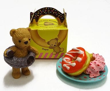 RE-MENT Teddy Helps (Teddy Bear Kitchen) / テディがお手伝い
