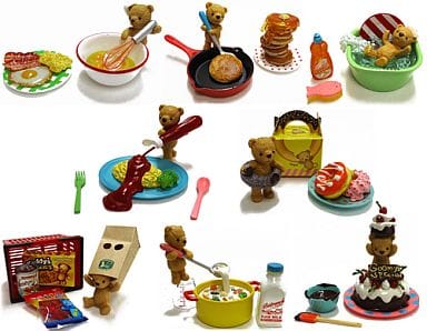 RE-MENT Teddy Helps (Teddy Bear Kitchen) / テディがお手伝い