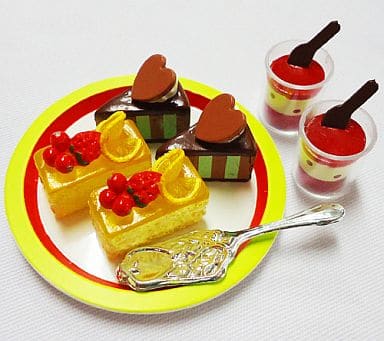 RE-MENT Special Cakes for Me (Reward Cake) / ご褒美ケーキ