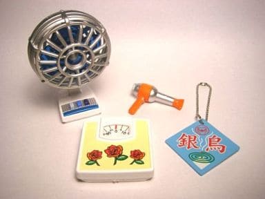 RE-MENT Retro Appliances (Nostalgic Appliances) / ぷちレトロシリーズ なつかし家電がやってきた