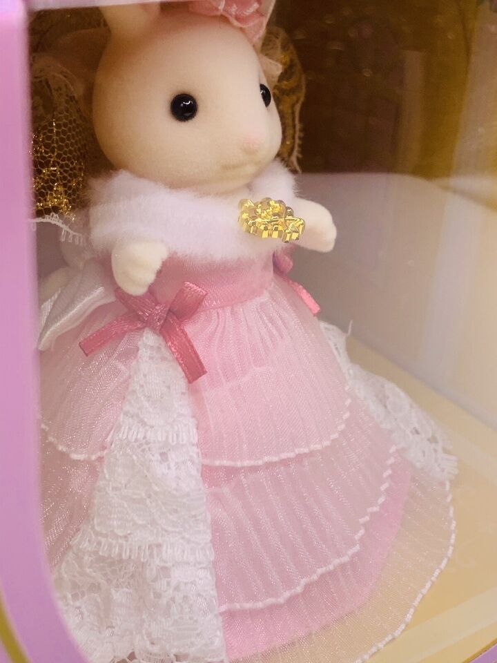 Sylvanian Families Luxurious Dress Girl Wedding