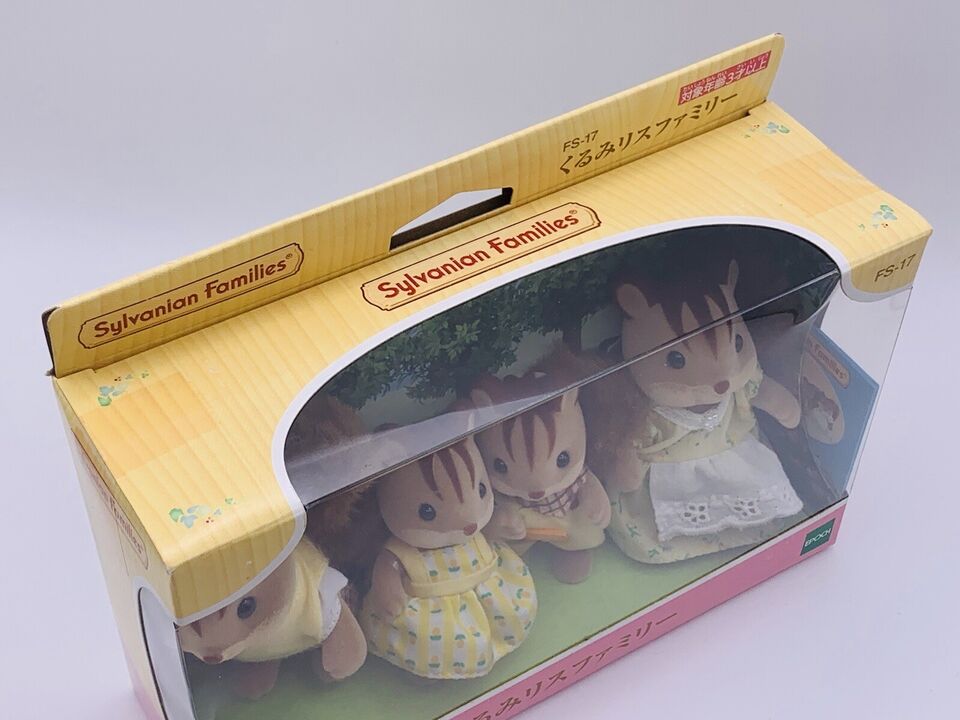 Sylvanian Families Walnut Squirrel Family Set FS-17 Calico Critters