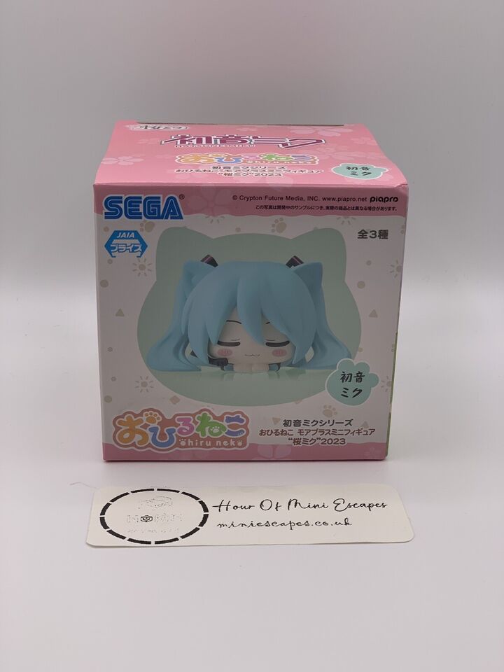 Sega Hatsune Miku Figure Hiru Neko Sleeping Cat Series